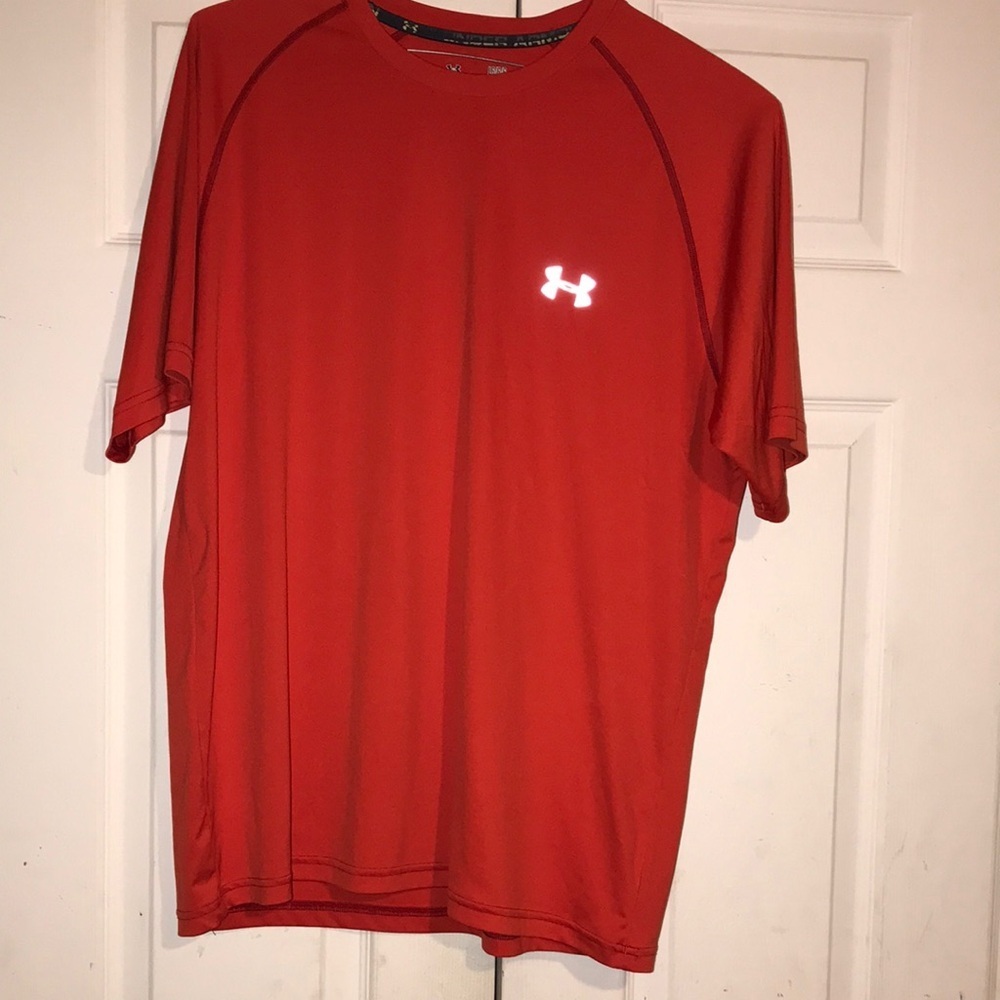 Men’s Under Armour Shirt